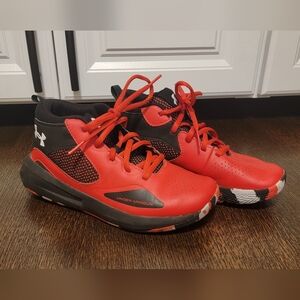 Under Armour youth basketball shoes
